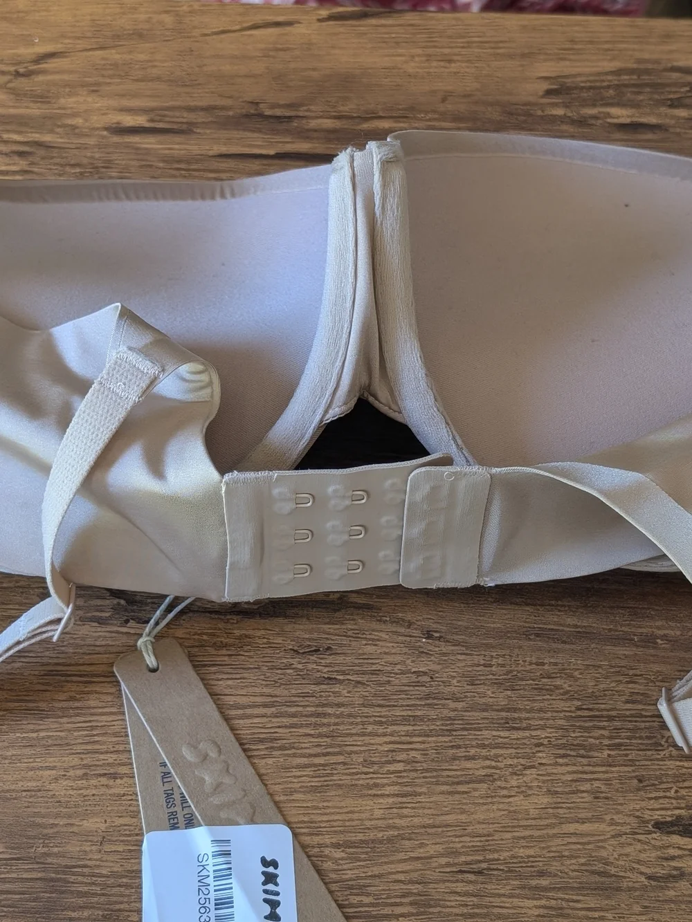 SKIMS Clay Ultimate Push-Up Balconette Bra - Picture 4 of 4